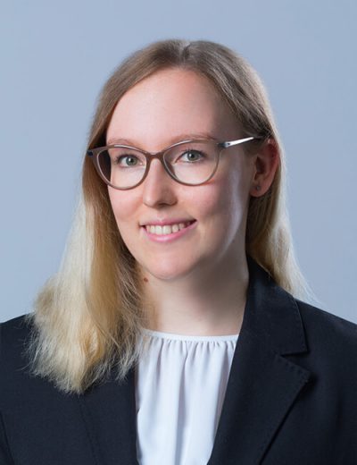 Berufsanwärterin zur Steuerberaterin Victoria Schmidt Die Wirtschaftskanzlei Wien Berufsanwärterin zur Steuerberaterin Victoria Schmidt Die Wirtschaftskanzlei Wien